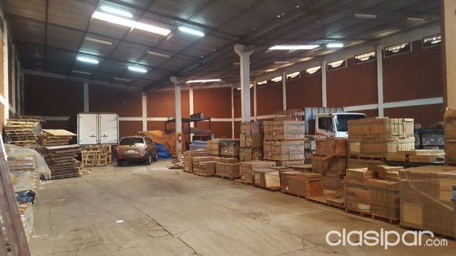 GALPÓN CON BUENA UBICACIÓN EN BARRIO OBRERO!! — foto 3
