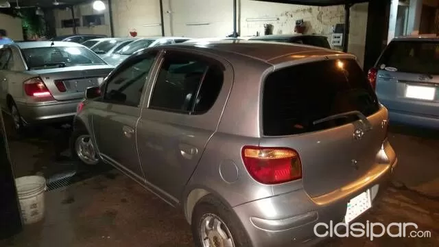 Toyota Vitz 2003 — foto 4
