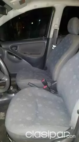 Toyota Vitz 2003 - foto 6