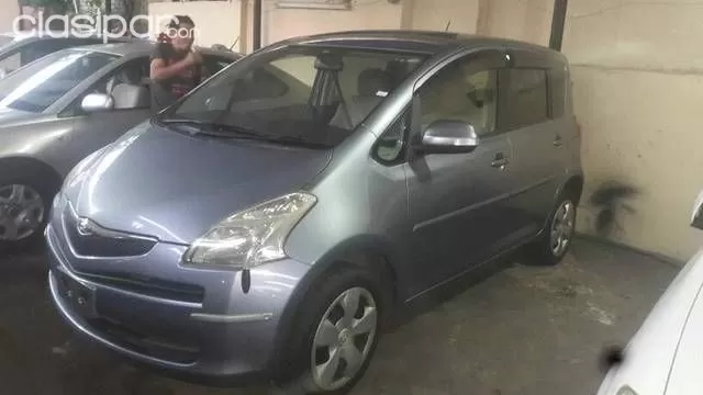Toyota Ractis Año 2005 — foto 2