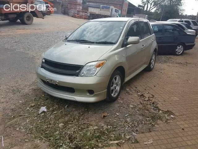 Toyota Ist 2006 - foto 2