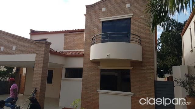 duplex en condominio luque — foto 2