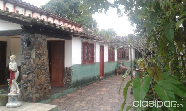 V E N D O UNA CASA GRANDE CON 6 HABITACIONES — foto 2