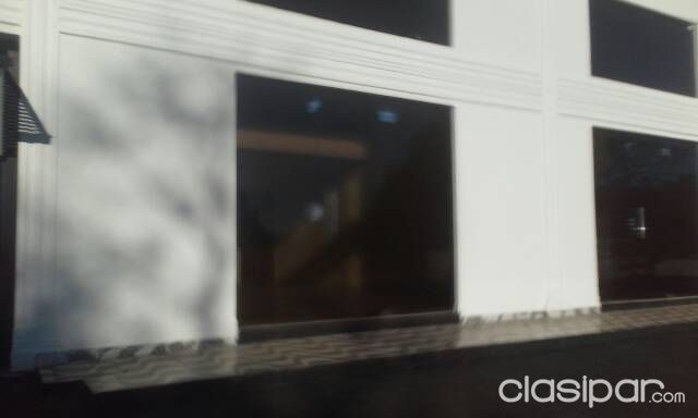 Alquilo un hermoso Salón a estrenar en la entrada del Parana country club!!!! — foto 2