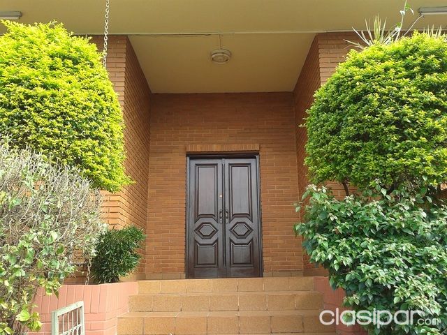 ATENCION INVERSIONISTAS, EMPRESAS! RESIDENCIA CENTRICA SOBRE DOBLE AVENIDA — foto 3