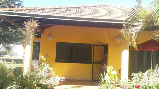 REMATE VENDO CASA HERMOSA Al CONTADO 800.000.000gs,2 LOTES JUNTOS SOBRE ASFALTO A 500 METROS DE LA RUTA INTERNACIONAL RUTA 2 KM 21 — foto 2