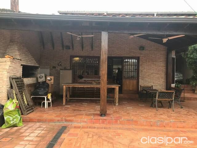 Remato Hermosa y amplia Casa en Lambaré Villa Virginia — foto 2