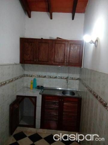 ALQUILO CASITA A PASOS DE MADAME LYNCH Y SANTA TERESA!! — foto 3