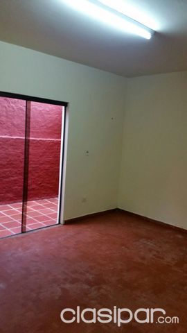 ALQUILO AMPLIO DEPARTAMENTO EN ZONA PETTIROSSI — foto 2
