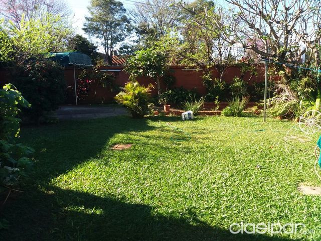 Bº. NAZARETH. 2 CASAS JUNTAS O SEPARADAS EN VENTA. 230.000.USD Y 295.000.USD — foto 3