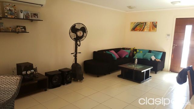 DUEÑA VENDE CASA ÚNICA HERMOSA ZONA DORADA CONMEBOL 260m2 — foto 3