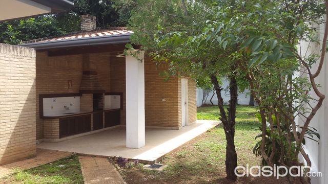 HERMOSA RESIDENCIA TODA EN PLANTA BAJA, CERCA DEL SUPER.MUNDIMARK — foto 3