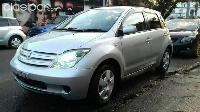 Toyota Ist 2004 - foto 2