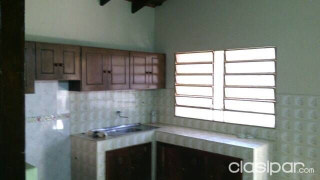 Alquilo Casa Barrio Villa Aurelia — foto 3