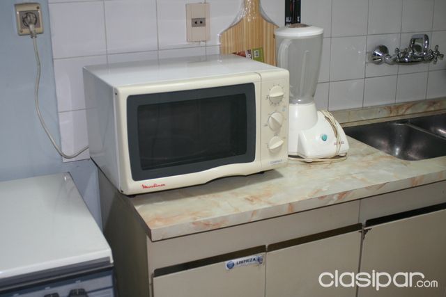 SIN VUELTAS!!! INCLUYE TODOS LOS SERVICIOS..ZONA CENTRO, AMOBLADO Y EQUIPADO. ALQUILER TEMPORARIO, POR DIA MES ETC. — foto 2