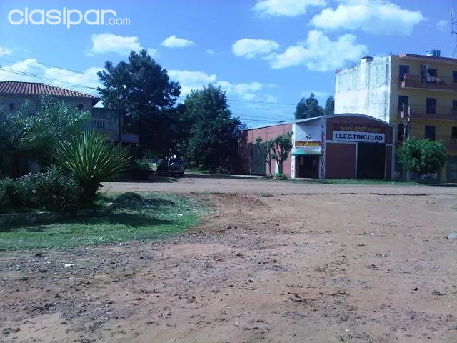 Tinglado con Salón Comercial y Vivienda — foto 3