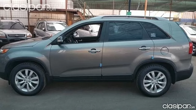 Kia Sorento 2010 — foto 7