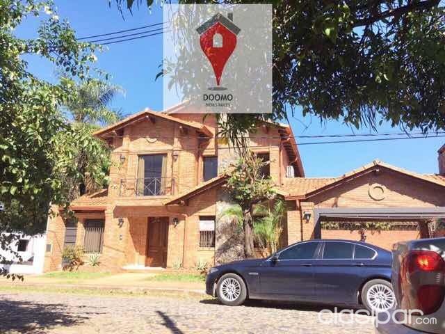 SE ALQUILA Hermosa y fina casa a pasos de la avenida Santa Teresa y Dennis Roa!! Muy cerca de Paseo La Galería y Shopping del Sol!! — foto 2