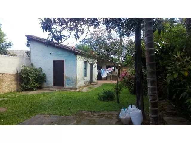 Paraguari casa sobre la ruta — foto 3