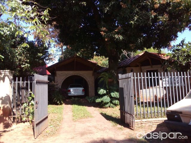 OFERTO CASA EN CORONEL OVIEDO. — foto 3