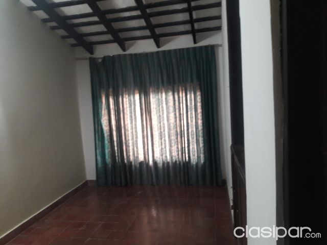 ALQUILO CASA - ZONA DEL CAMPUS DE LA UNIV. CATÓLICA — foto 2