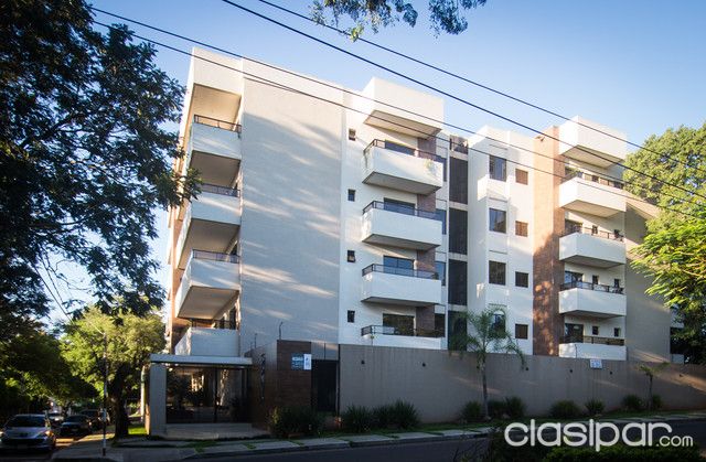 Departamento 3 Dormitorios Edificio DOMUS los laureles — foto 2