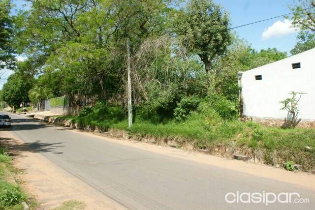 Remato dos terrenos juntos a pasos del Yacht y el colegio Sek. Sobre asfalto. — foto 3