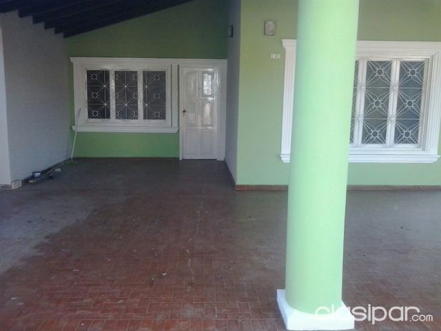 Terreno con casa 20 mts x 44 mts San Lorenzo Financiado — foto 2