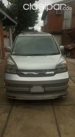Toyota Noah 2002 - foto 2