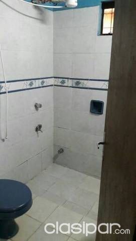 Vendo una Casa en Ñemby - Barrio San Carlos — foto 3