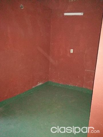 alquilo pieza amplia en barrio obrero — foto 2