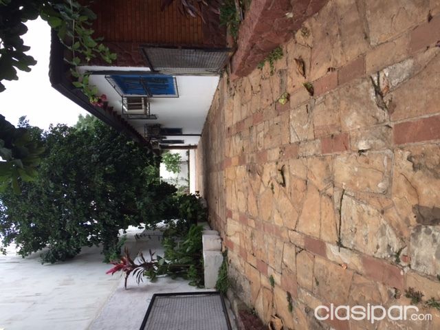 casa en hermoso barrio residencial barrio felicidad lambare — foto 2