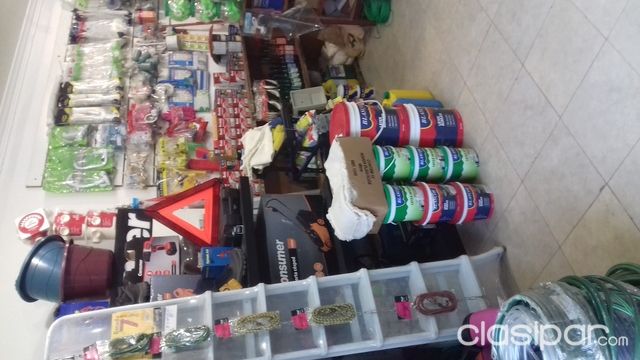 VENDO FERRETERÍA SOBRE AVENIDA SANTISIMA TRINIDAD — foto 2