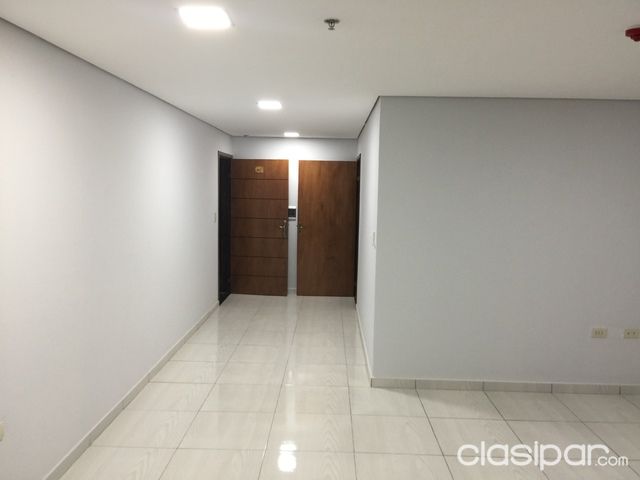 Departamentos a extenar sobre Avda. Venezuela a pasos del Sil — foto 2