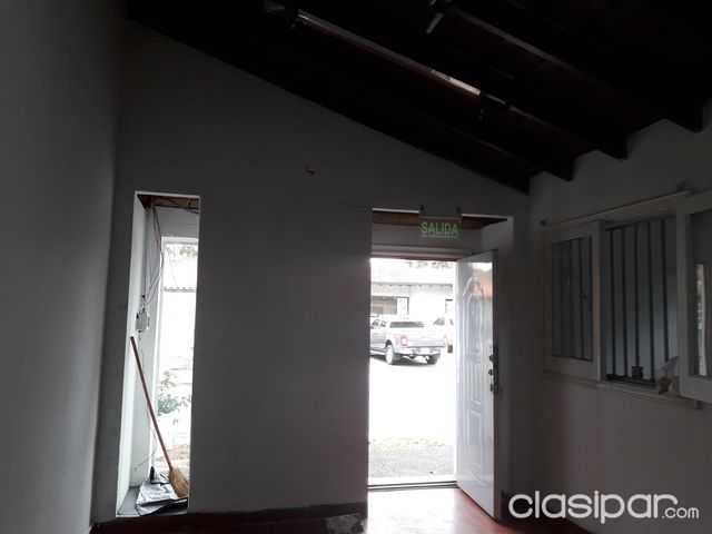 ALQUILO LOCAL PARA OFICINA EN VILLA MORRA — foto 2