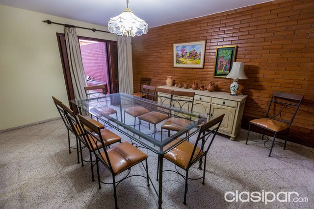 Alquilo casa totalmente amoblada en Barrio Mcal.Estigarribia (Calle Alas Paraguayas) — foto 3