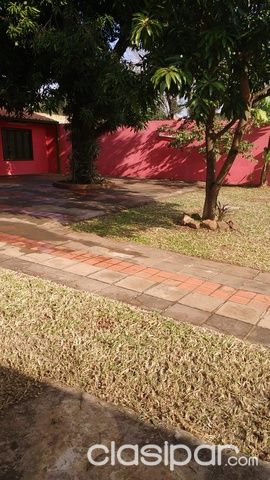 Alquilo casa en Luque zona Colegio Principe de Paz — foto 2