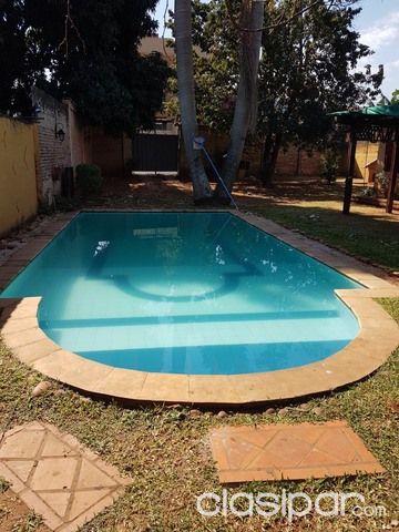 ¡ALQUILAMOS CASA CON PISCINA! ZONA UNA — foto 3