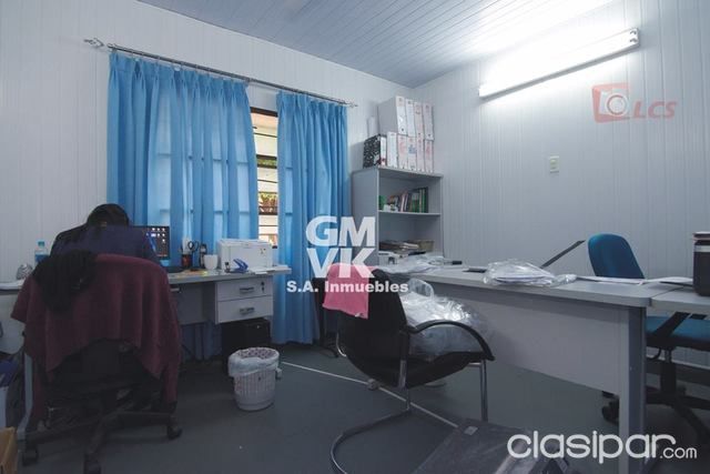 VENDO HERMOSA CASA EN BARRIO SAJONIA — foto 3