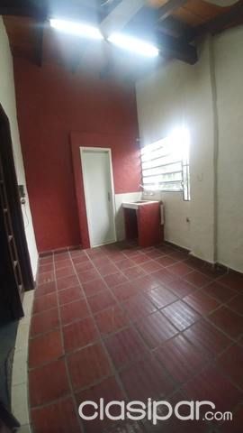 ALQUILO 2 DEPARTAMENTOS EN PREDIO - Bo. Carmelitas — foto 2