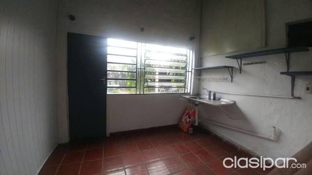 ALQUILO 2 DEPARTAMENTOS EN PREDIO - Bo. Carmelitas — foto 3