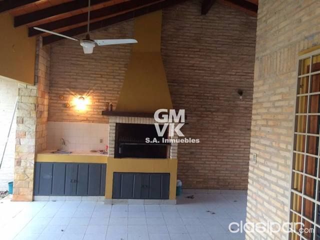 ALQUILO HERMOSA CASA EN MBURUCUYA A PASOS DEL CENTRO PARAGUAYO JAPONES — foto 3