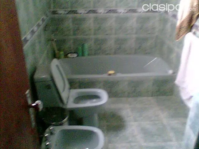 VENDO RESIDENCIA EN EXCELENTE CONDICIONES E INMEJORABLE UBICACION — foto 3