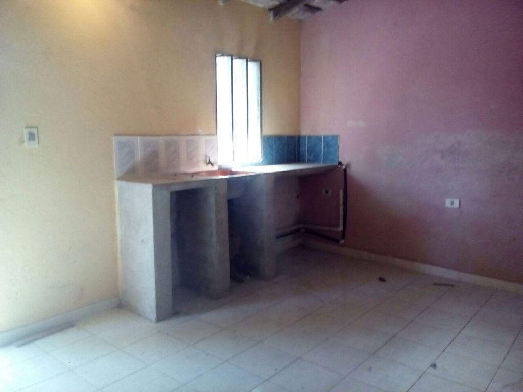 Alquilo vivienda sobre calle Alberdi — foto 2