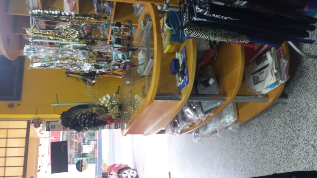 VENDO TIENDA DE ROPAS (boutique) EN PLENO FUNCIONAMIENTO — foto 2