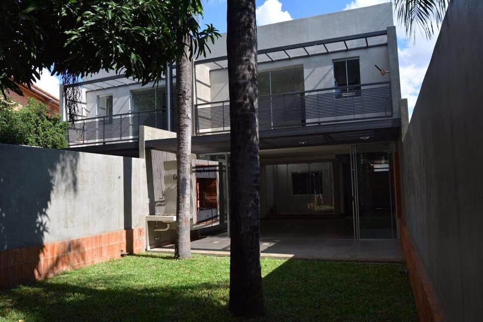 VENDO FINO DUPLEX A ESTRENAR EN LUQUE ZONA CONMEBOL HOTEL BOURBON — foto 3
