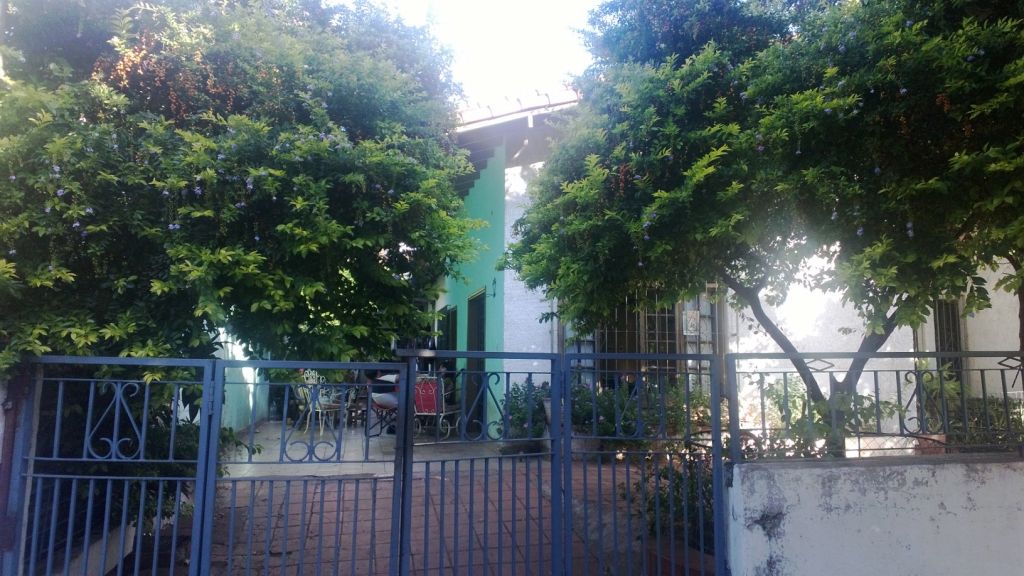 DUEÑO VENDE AMPLIA CASA — foto 3