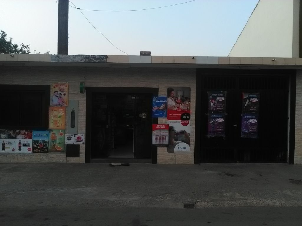 Vendo casa con salón — foto 2