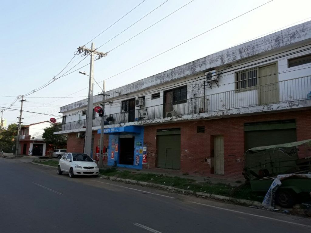 2 terreno juntos totalmente techado — foto 2