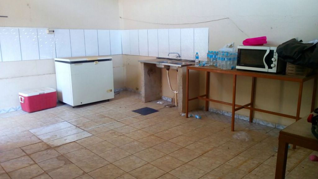 Alquilo Salon Amueblado para Cafeteria Comedor Zona Centro — foto 3